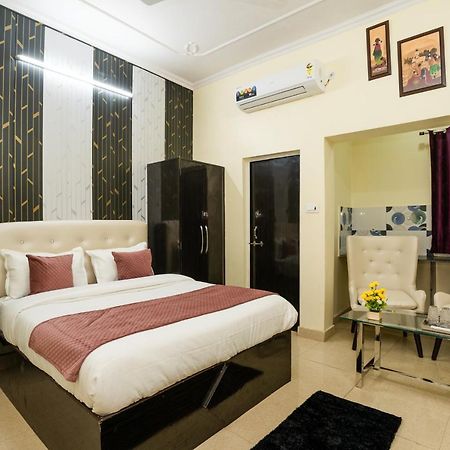 Ventex Inn Лакхнау Екстер'єр фото